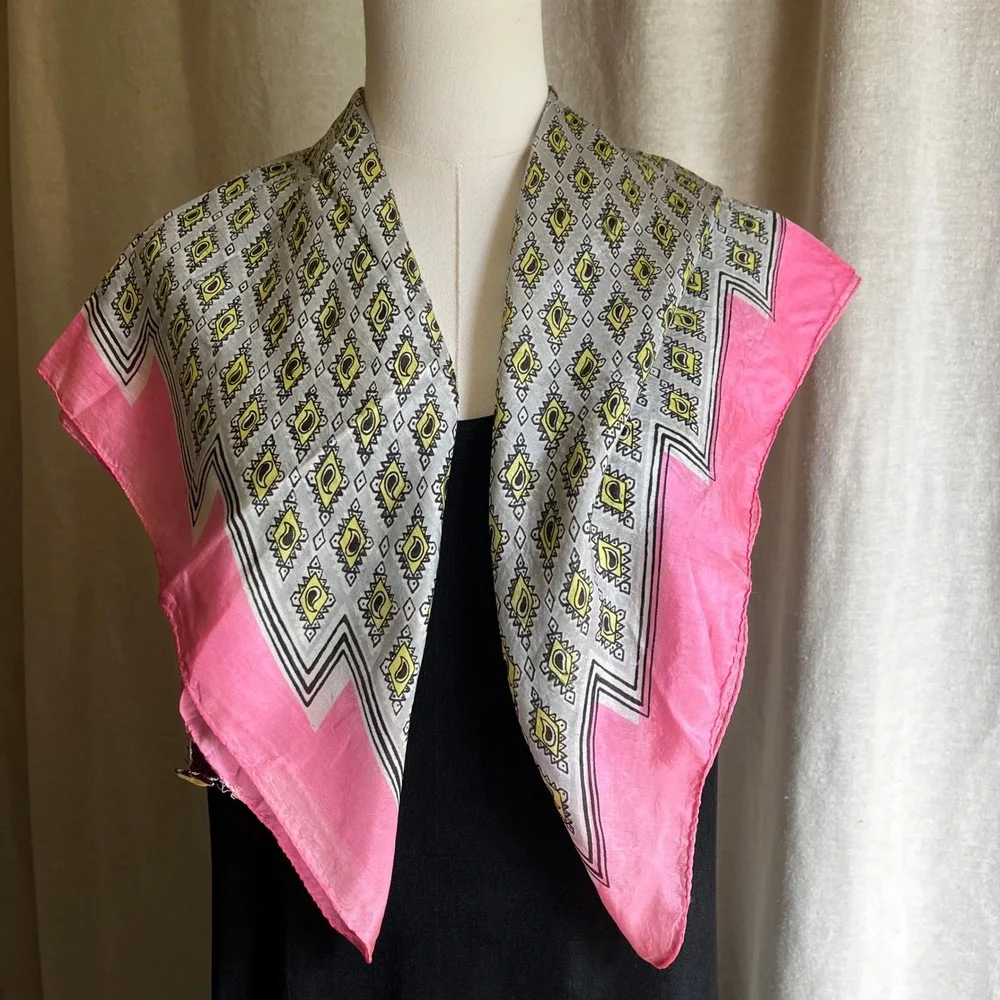 Vintage Scarfs by Kimbol Pink Geometric Scarf